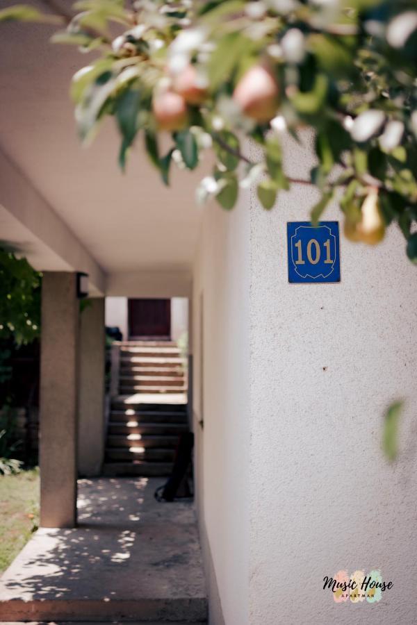 Music House Apartment Tuzla Dış mekan fotoğraf